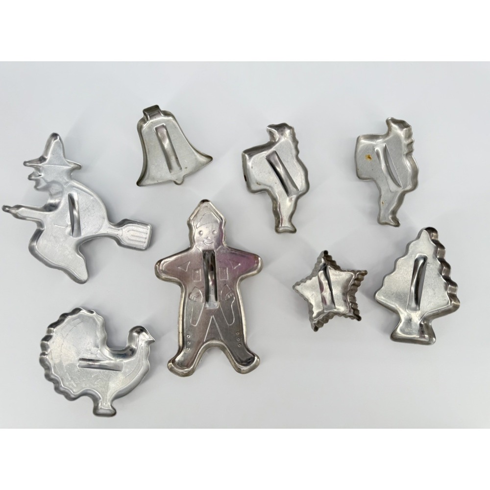 Vintage Mirro Witch Turkey Santa Cookie Cutter Lot Holiday Assortment 8 pieces - Picture 8 of 17